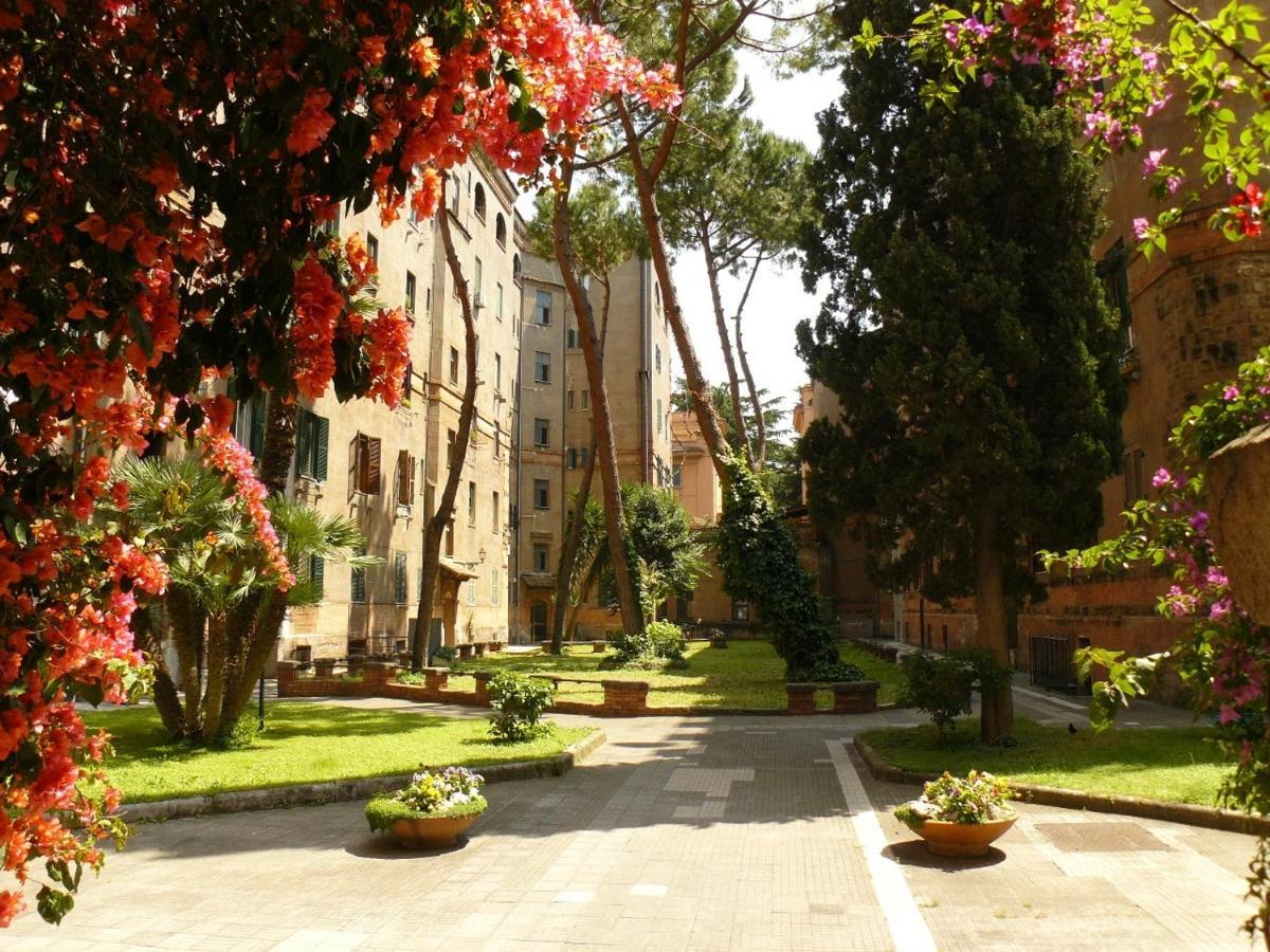 Dimora Del Papa Apartments Rome Exterior photo
